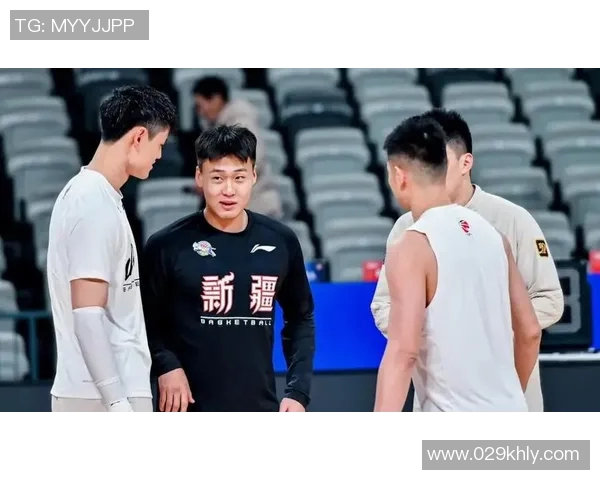 赵睿复出对决林葳新疆男篮主场强势刘炜调整战术力求胜利南京队无压力应对挑战